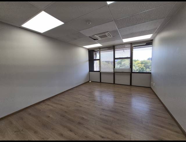 1,610M² OFFICE TO LET IN SANDTON CENTRAL